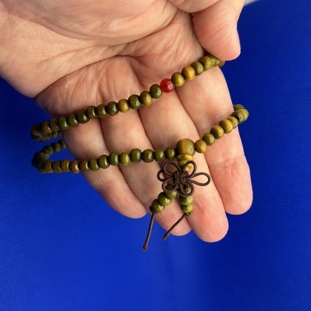 Meditation Mala Necklace Olive Sandalwood